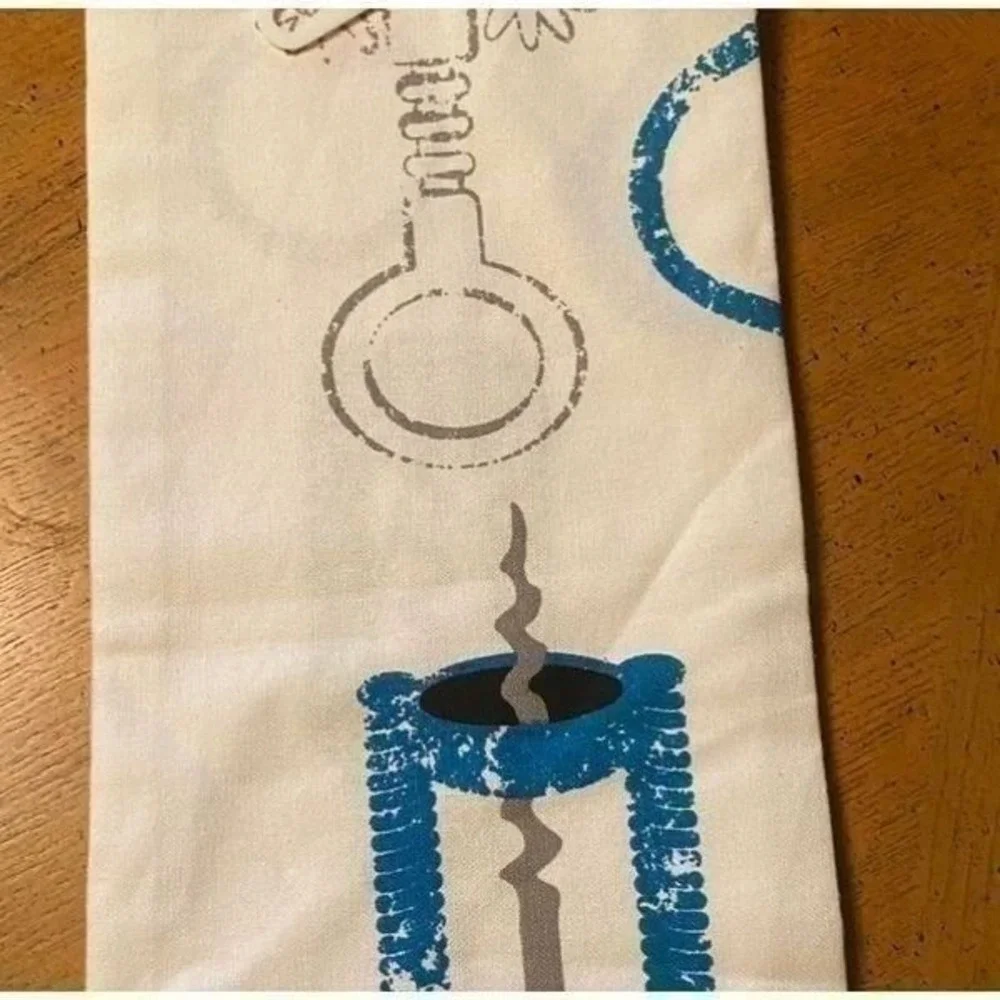 NWT Set of ‎ 2 Cotton Kitchen towels